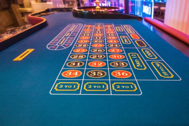 Live dealer table walkthrough on mobile